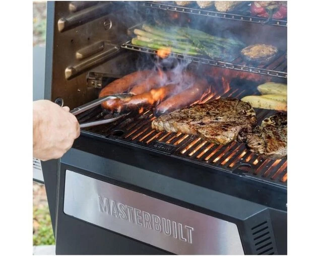 Masterbuilt Gravity Series 560 Digital Charcoal Grill + Smoker 6 Masterbuilt Gravity Series 560 Digital Charcoal Grill + Smoker - Image 6