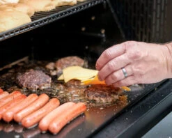 Masterbuilt Gravity Series 800 Digital Charcoal Grill + Smoker -Kamado Joe Bbq Store MB800 SERIES 09